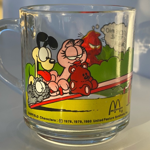1978, 1979, 1980s McDonald’s Garfield Glass Mug - Picture 2 of 5
